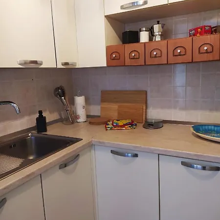 Dante Alighieri House شقة باري